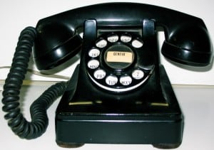 black rotary phone