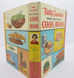 spine-and-covers-of-1961-betty-crocker-new-picture-cookbook