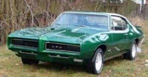 Image of a green Muscle car