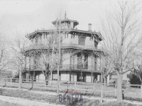 black and white photo of the Octagon House